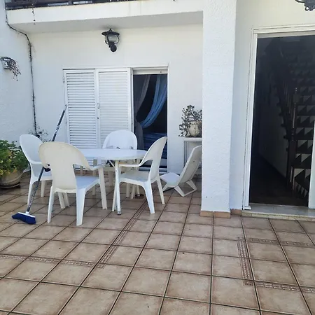 Nyaraló Casa *